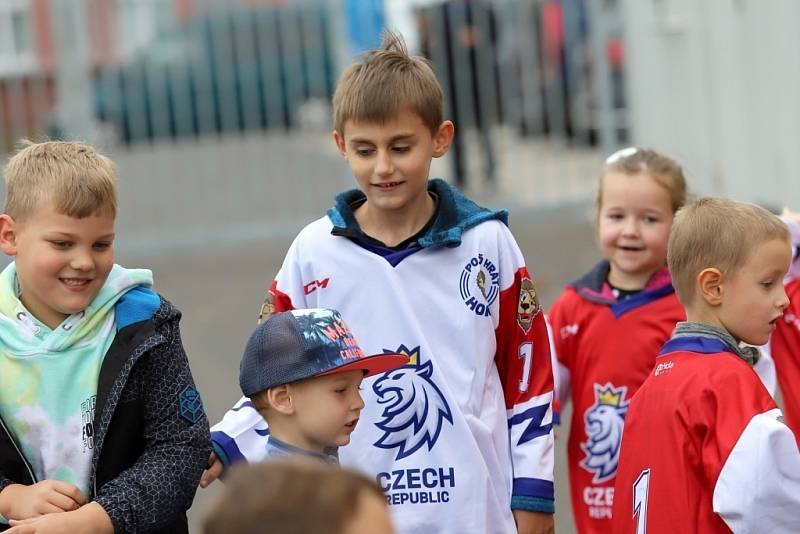 Na děčínském zimním stadionu proběhla akce Týden hokeje.