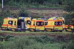 Nácviku záchrany lidí z plného vlaku se na česko - německé hranici zúčastnili také záchranáři, hasiči a policisté z Čech.