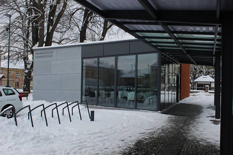 Nové autobusové nádraží ve Varnsdorfu.