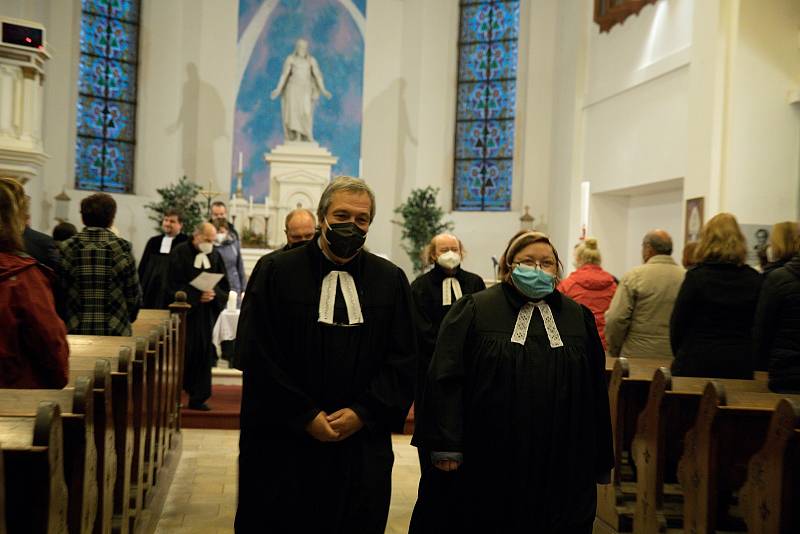 Na Šluknovsku vstoupil do služby nový evangelický farář.