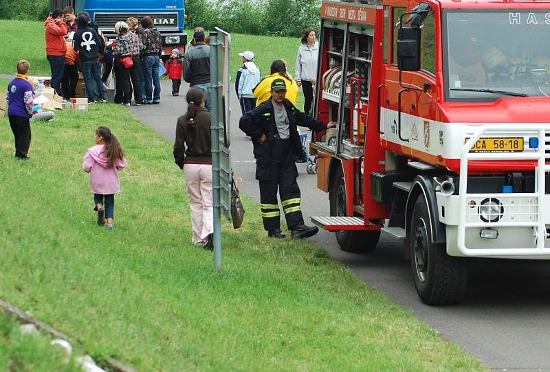 Děti slavily na zámku i v podzámčí