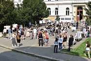Studenti ukázali v květnu 2022 na happeningu Otočíme Komenského své představy o podobě Komenského náměstí.