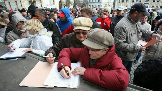 Demonstrace ve Varnsdorfu 31. března 2012.