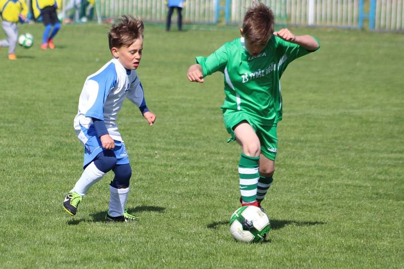 OKRESNÍ FINÁLE. V Markvarticích se odehrálo okresní finále mladší kategorie (1.- 3. tříd) v rámci turnaje McDonald's Cup.