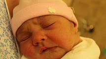 Anetka Zámostná se narodila Janě a Josefu Zámostným z Janské 14. února v 16.22 v děčínské porodnici. Vážila 3,06 kg.