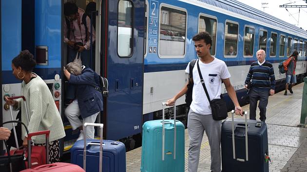 Němci odmítli vlaky do Berlína neoprávněně, brání se ostudě České dráhy -  Děčínský deník