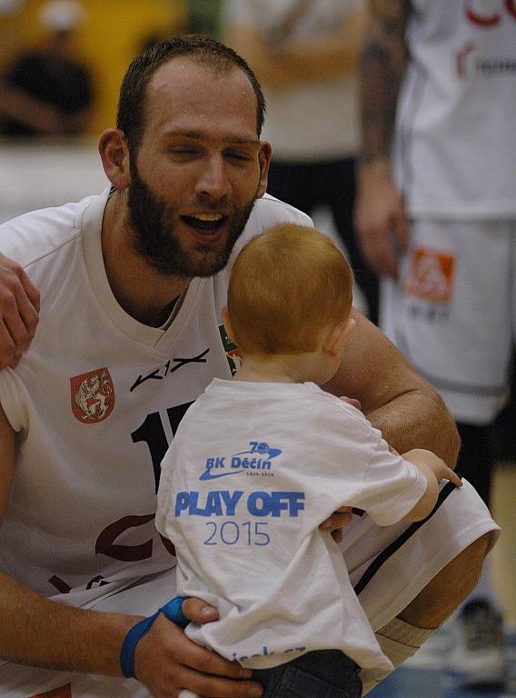 BRAVO! Děčínští Válečníci doma porazili Prostějov 67:63. V semifinálové sérii tak vedou 2:1.