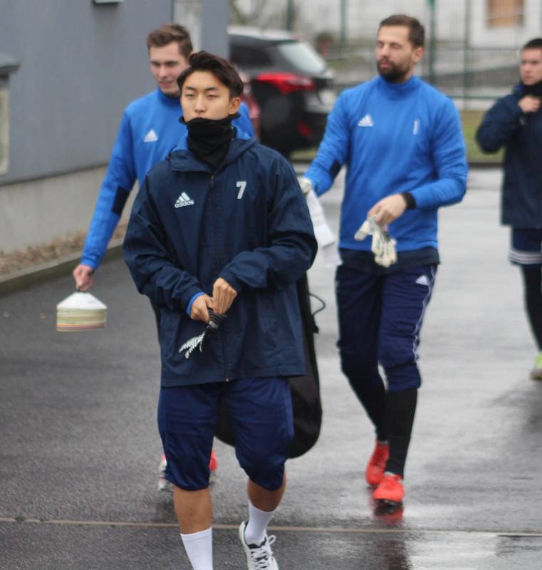 PRVNÍ TRÉNINK. Fotbalisté Varnsdorfu zahájili zimní přípravu na jarní část druhé ligy.