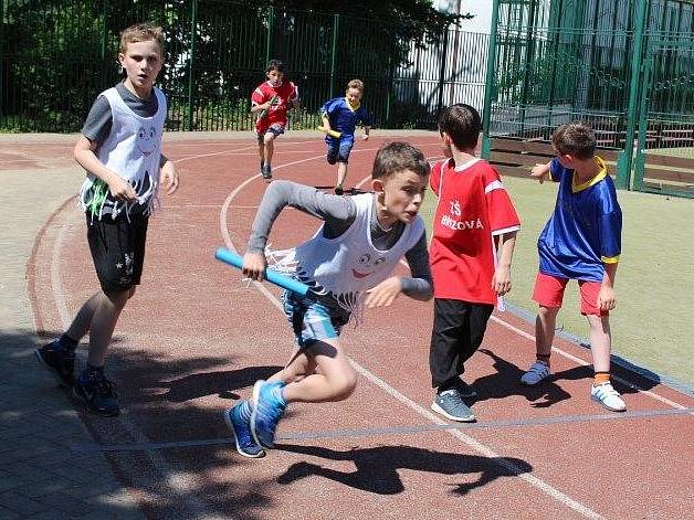 Více než dvě stovky dětí se zúčastnily Olympiády mateřských škol a školních družin v Děčíně.