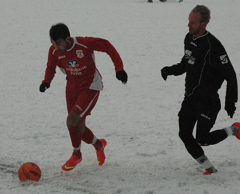 FOTBALISTÉ VILÉMOVA (v černém) porazili německý 1. FC Pirna 6:3.