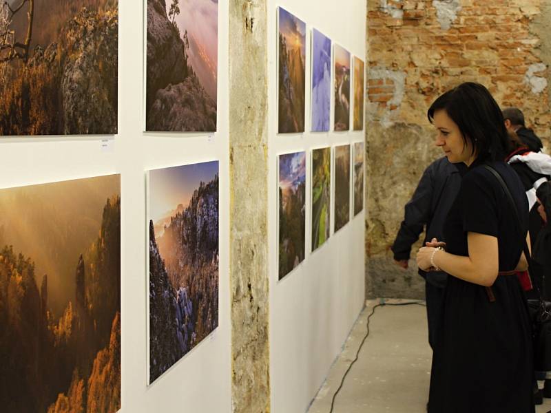 Vernisáž výstavy fotografií z Česko - Saského Švýcarska.