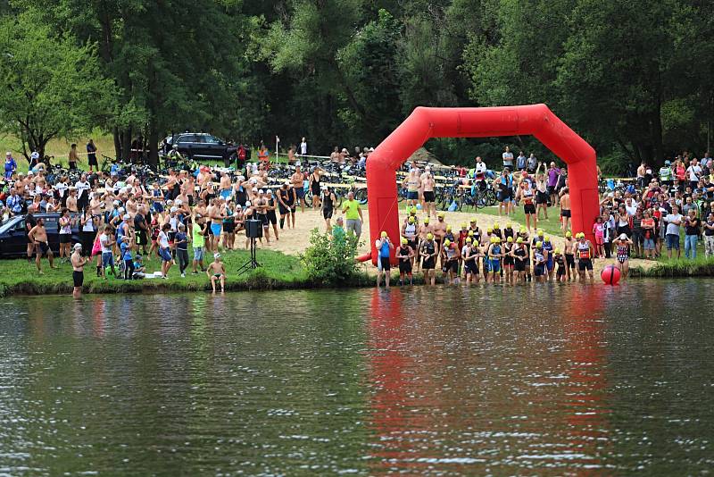 Houmrův triatlon v Jiříkově