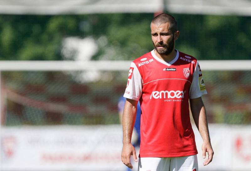 PORÁŽKA. Varnsdorf se loučil prohrou 1:2 v Pardubicích.