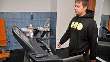 David Procházka z Rumburku cvičí v rumburském Fitness Extrifit Gym