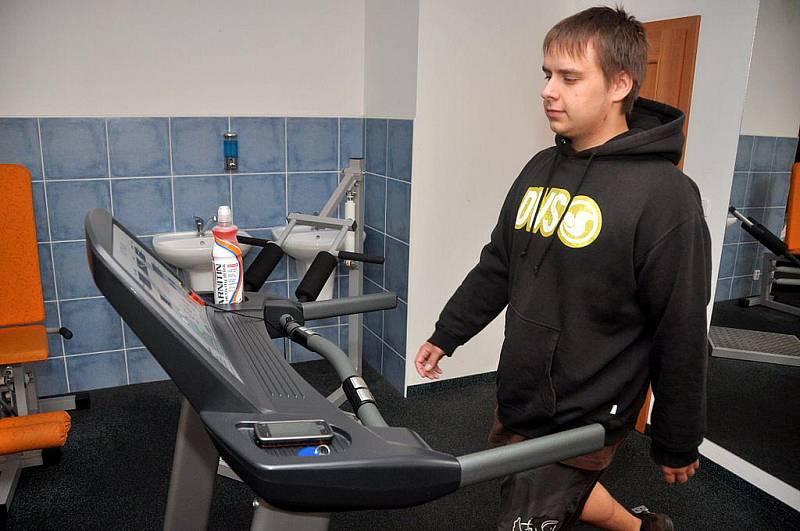 David Procházka z Rumburku cvičí v rumburském Fitness Extrifit Gym
