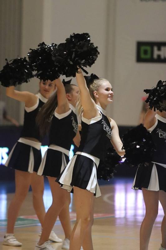 Basketbalisté Děčína slavně porazili Nymburku. Po deseti letech.