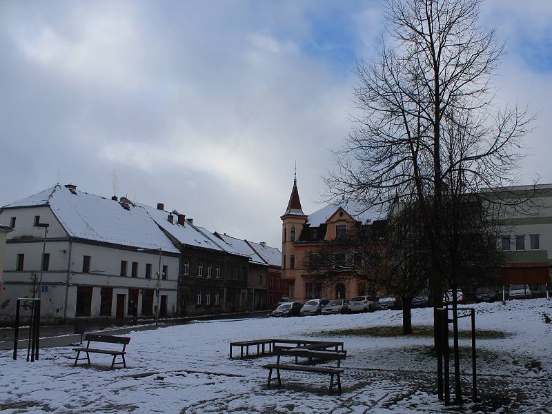 První sníh na Děčínsku se objevil například ve Verneřicích.