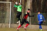 REMÍZA. Varnsdorf (v modrém) remizoval s Táborskem 1:1.