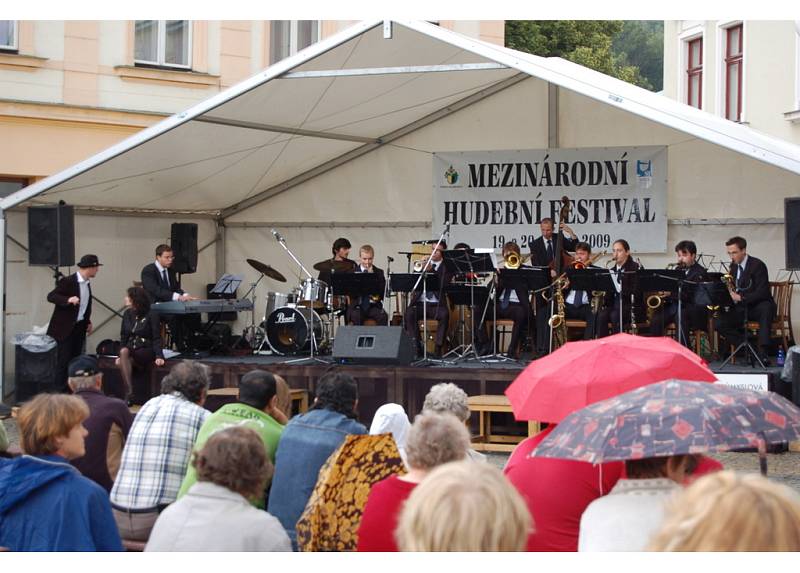 Česká Kamenice hudební festival Swing Society