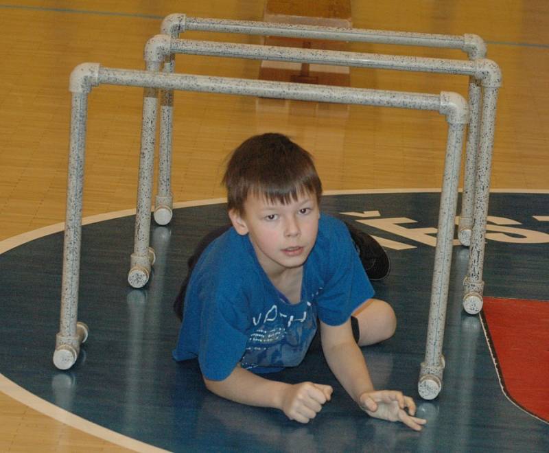BK DĚČÍN připravil nadílku pro své nejmenší basketbalisty.
