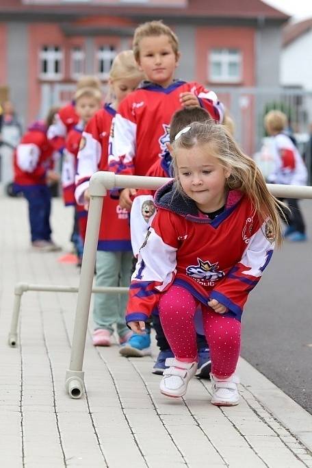 Na děčínském zimním stadionu proběhla akce Týden hokeje.