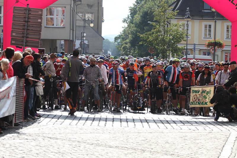 CYKLISTIKA. V Rumburku se konal tradiční Tour de Zeleňák.