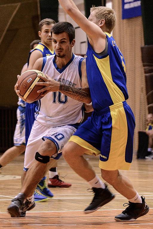 NEDAŘILO SE. Basketbalisté Varnsdorfu doma nestačili jak na Litoměřice, tak na Ústí nad Labem.