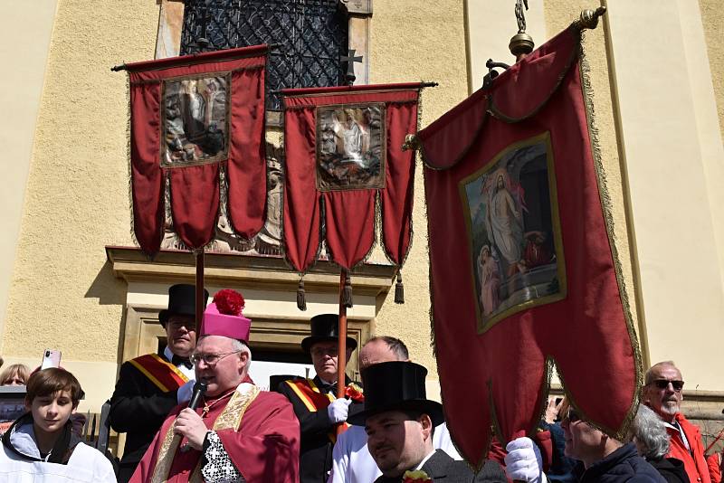 Mikulášovicemi projela velikonoční jízda