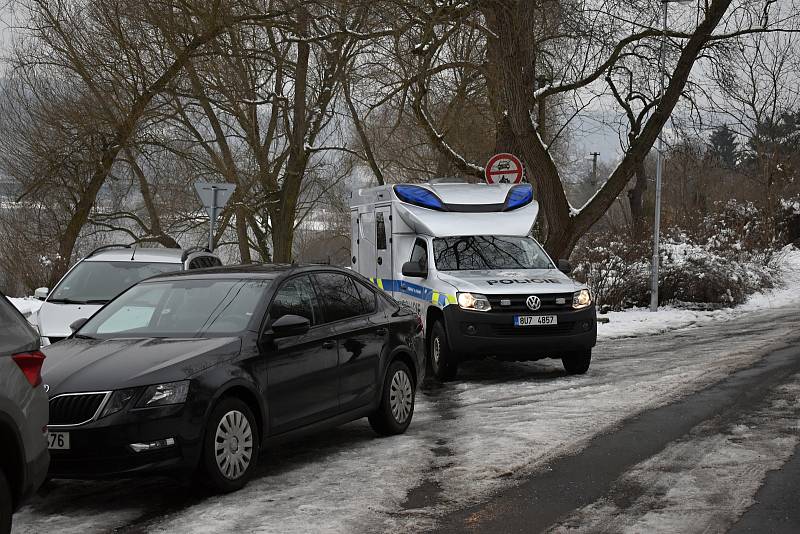 V Děčíně na Starém Městě uhořela v bunkru bezdomovkyně.