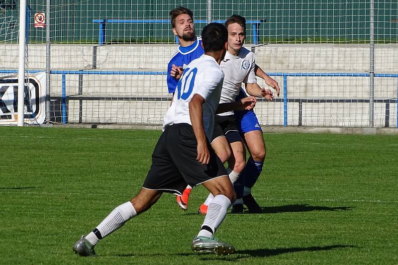 PORÁŽKA. Fotbalisté Modré prohráli v Lovosicích zaslouženě 0:2.