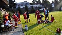 REMÍZA. Šluknov doma plichtil s Děčínem 3:3, na penalty pak zvítězil Junior.