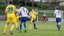 DEBAKL. Varnsdorf (ve žlutém) doma prohrál se Znojmem 0:6!