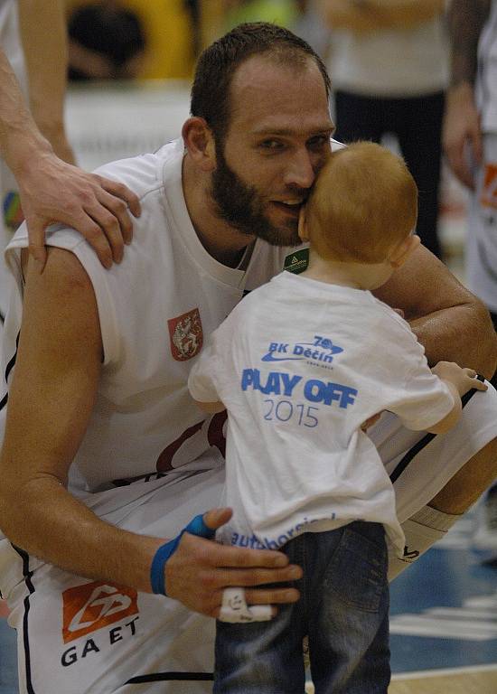 BRAVO! Děčínští Válečníci doma porazili Prostějov 67:63. V semifinálové sérii tak vedou 2:1.