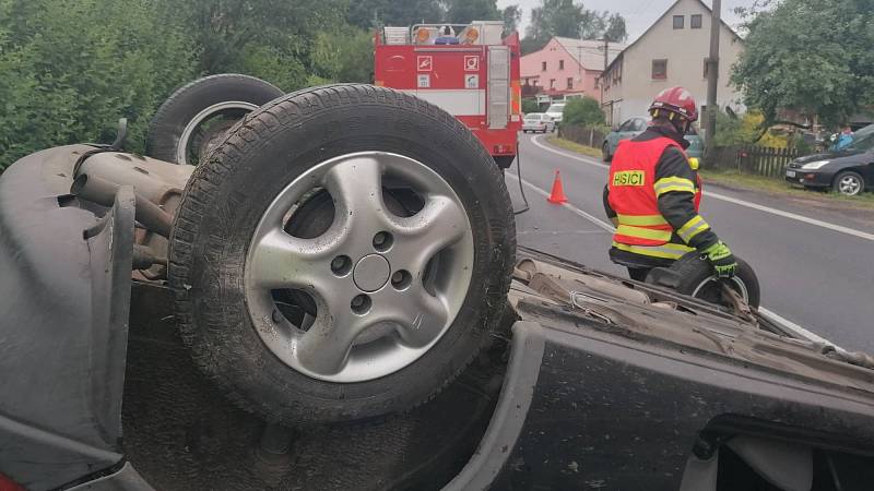 Dopravní nehoda v Martiněvsi.