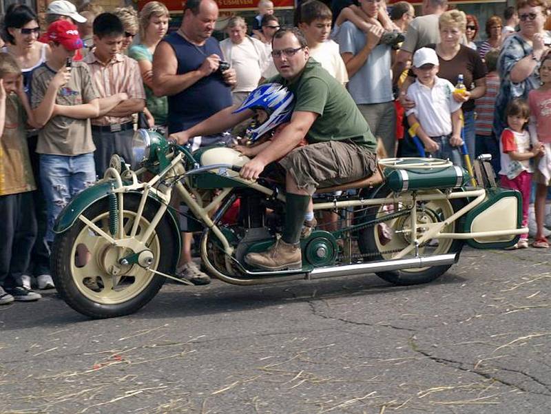 Nejdelší motocykly světa opět v Krásné Lípě