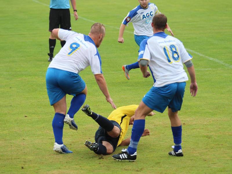 RUMBURKU PRVNÍ KOLO NEVYŠLO. V Oldřichově prohrál vysoko 2:6.