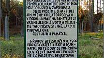 Hřbitov v Lísce u České Kamenice.