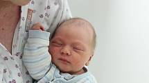 Mamince Denise Storské z Filipova se v pondělí 26. září v 15:46 hodin narodil syn Dominik Storský. Měřil 47 cm a vážil 3,30 kg.