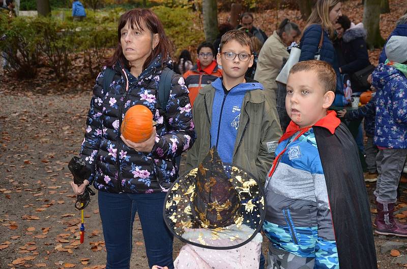 V děčínské zoo strašilo.