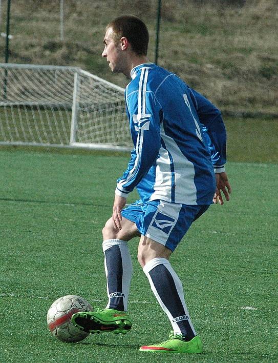 ČESKÁ KAMENICE (modré dresy) neoslnila a Srbicím podlehla 0:6.