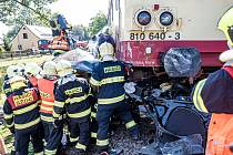Nehoda vlaku a osobního auta v Horním Podluží.