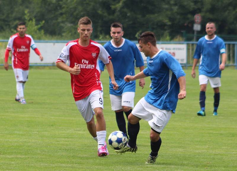 ŠLUKNOV vyhrál na hřišti Březin 3:1.