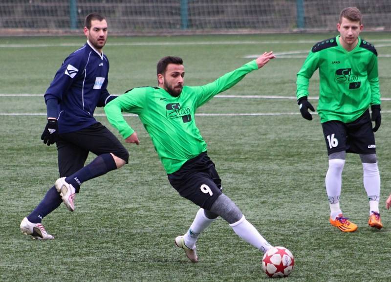 VÍTĚZSTVÍ 2:1. Vilémov (zelené dresy) porazil Doksy 2:1.