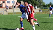 Fotbalisté Modré (modré dresy) překvapili v Srbicích výhrou 3:1.