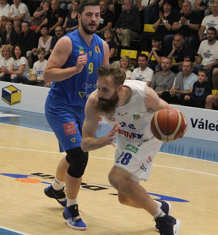 POSTUP! Děčínští Válečníci zvládli sedmé utkání, Opavu porazili 79:62 a slaví postup do semifinále.