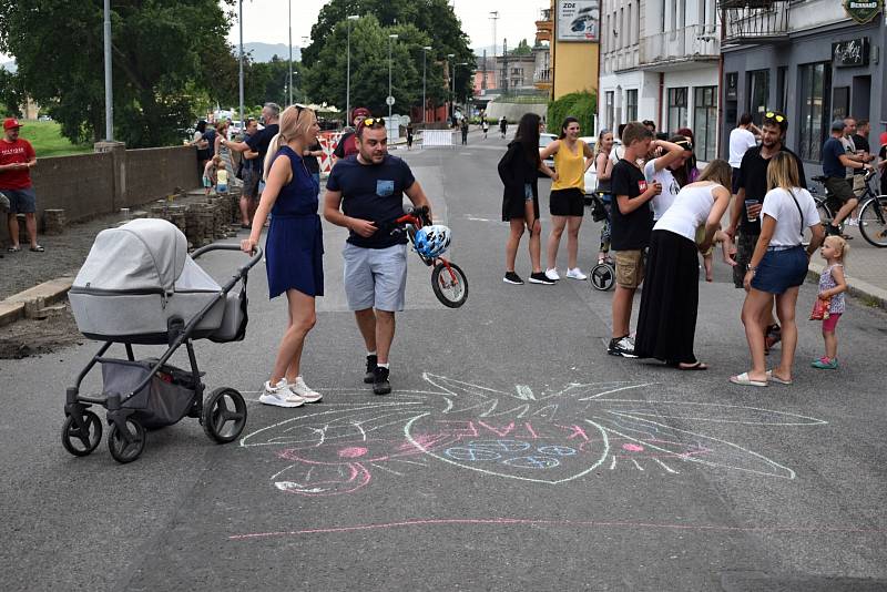 Na jeden večer ožilo Labské nábřeží v Děčíně zábavou