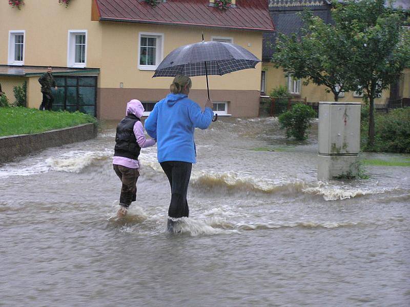 Povodně ve Vilémově.