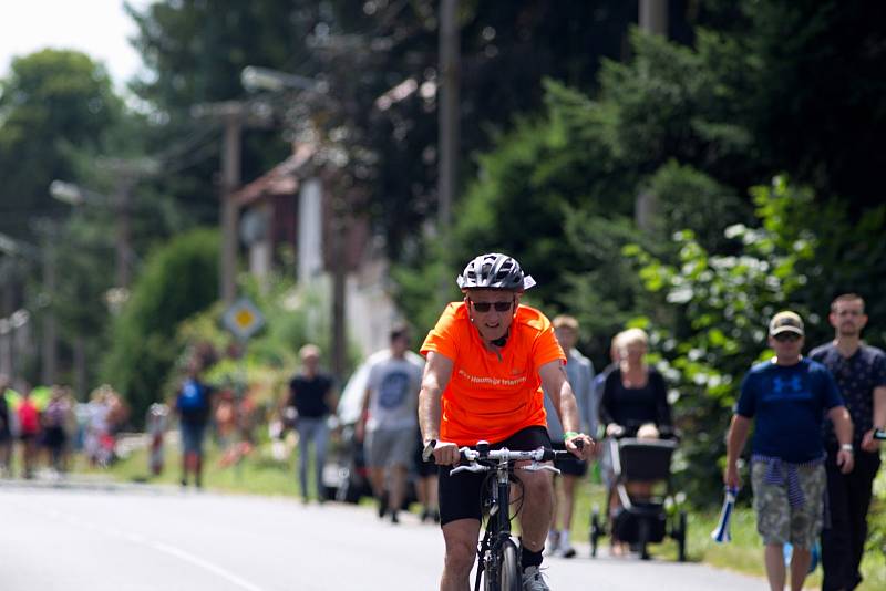 Na Houmrův triatlon dorazili závodníci všech věkových kategorií.