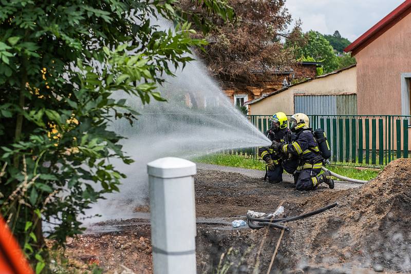 Hasiči zasahovali u požáru plynu ve Varnsdorfu.