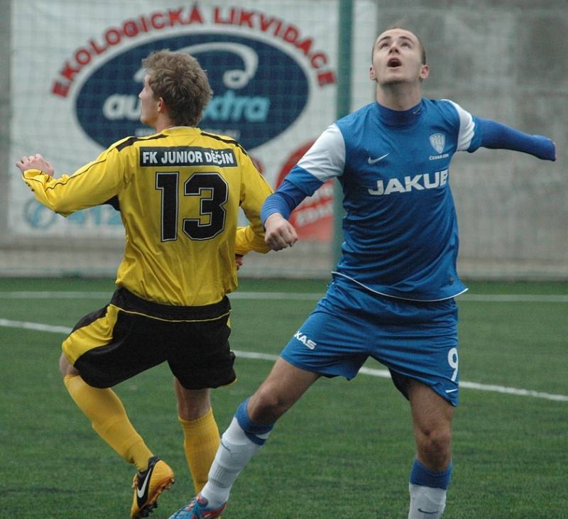 V PRVNÍ PŘÍPRAVĚ porazil FK Junior Děčín (ve žlutém) Českou Lípu 9:1.